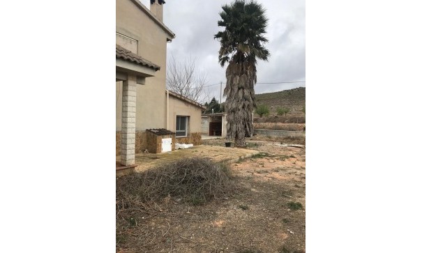 Videresalg - Finca landejendom -
Hondón de las Nieves