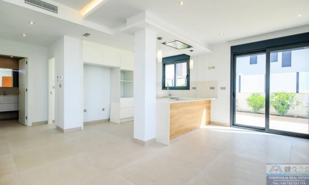 Sale - Detached Villa -
Torrevieja - Los Balcones
