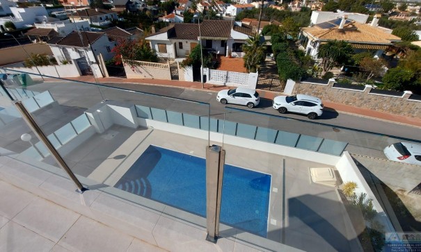Sale - Detached Villa -
Torrevieja - Los Balcones