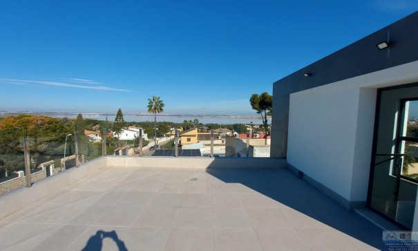 Sale - Detached Villa -
Torrevieja - Los Balcones