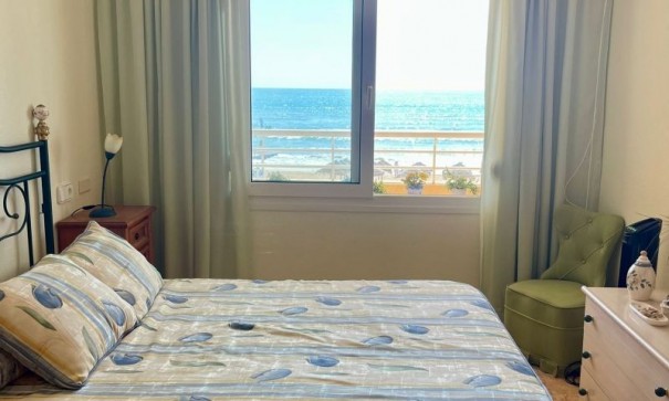Herverkoop - Apartement Flat -
Torrevieja