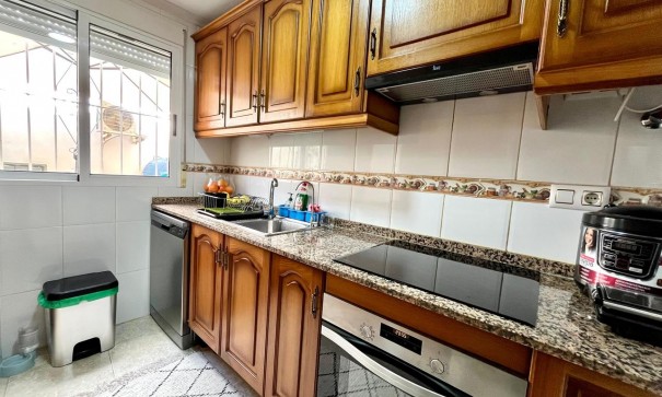 Venta - Apartamento piso -
Torrevieja