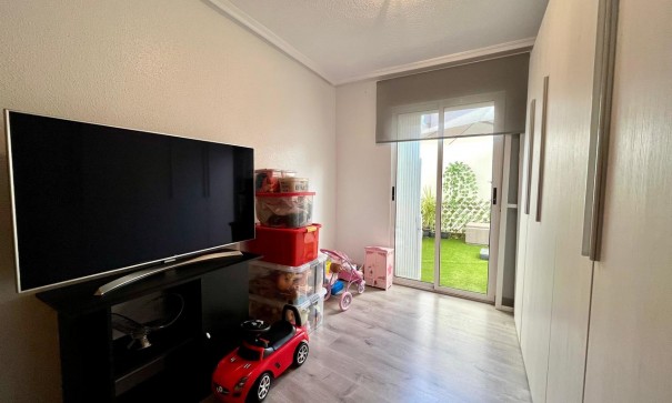 Venta - Apartamento piso -
Torrevieja