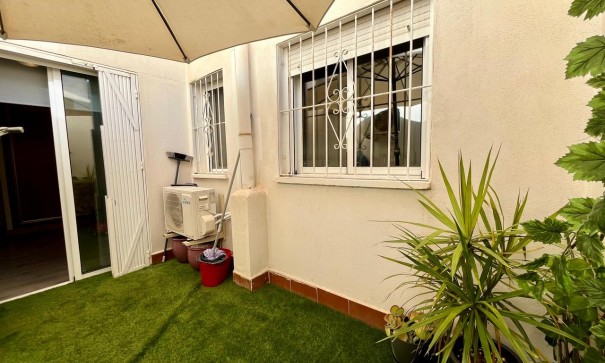 Venta - Apartamento piso -
Torrevieja