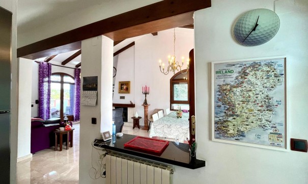 Venta - Chalet Independiente -
Villamartín