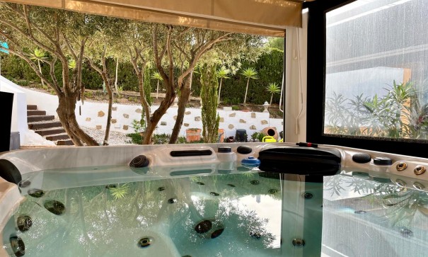 Venta - Chalet Independiente -
Villamartín