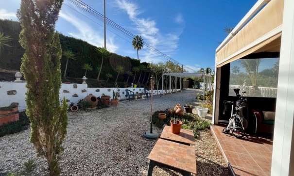 Venta - Chalet Independiente -
Villamartín