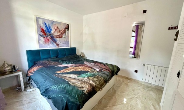 Venta - Chalet Independiente -
Villamartín