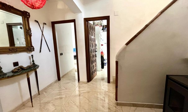 Venta - Chalet Independiente -
Villamartín