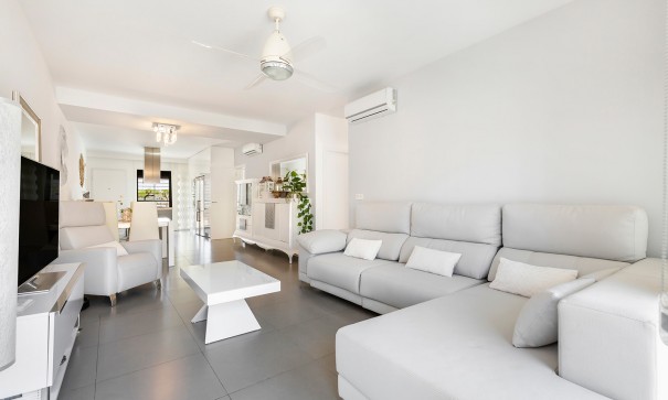 Revente - Appartement -
Elche