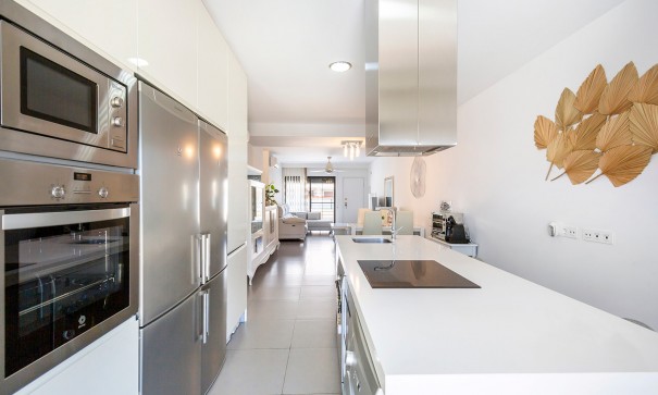 Revente - Appartement -
Elche