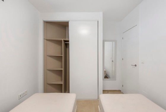 Herverkoop - Vrijstaande Villa -
Torrevieja