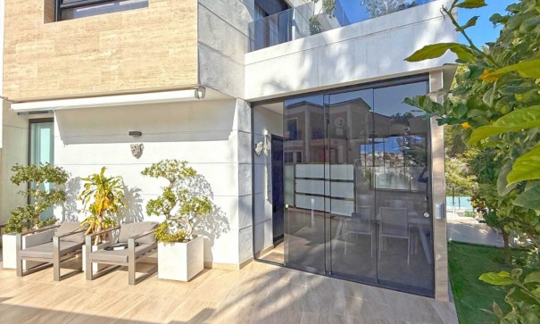 Videresalg - Dobbeltvilla -
Orihuela Costa - Villamartín