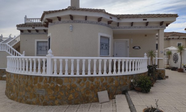 Venta - Chalet Independiente -
Bigastro