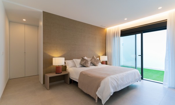 Videresalg - Fritliggende villa -
Rojales