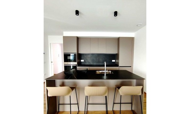 Revente - Villa Individuelle -
Polop