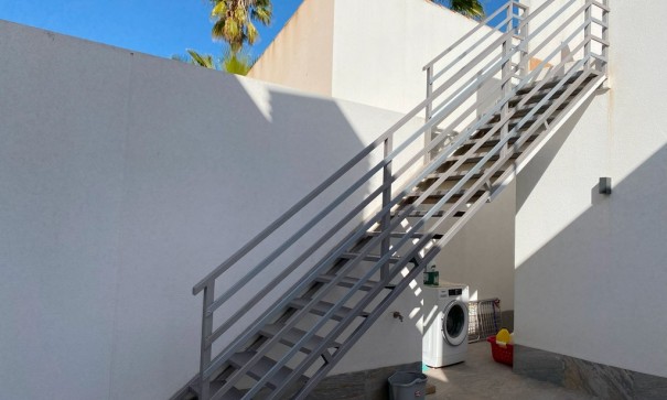 Revente - Villa Individuelle -
Avileses