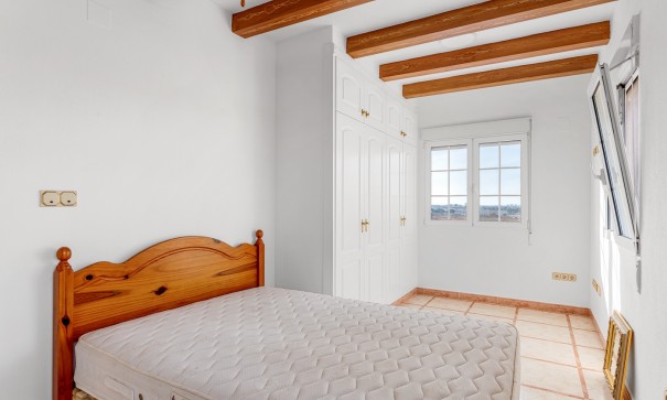 Återförsäljning - Fristående villa -
Torrevieja