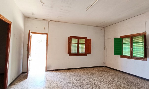 Återförsäljning - Fristående villa -
Hondón de los Fráiles