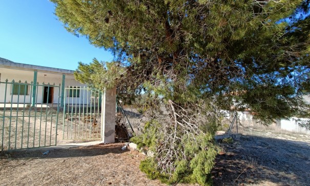 Återförsäljning - Fristående villa -
Hondón de los Fráiles