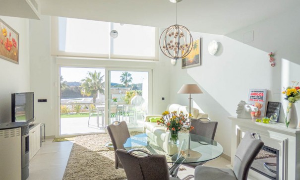 Sale - Detached Villa -
La Finca Golf - Algorfa