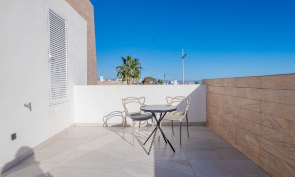 Sale - Detached Villa -
La Finca Golf - Algorfa