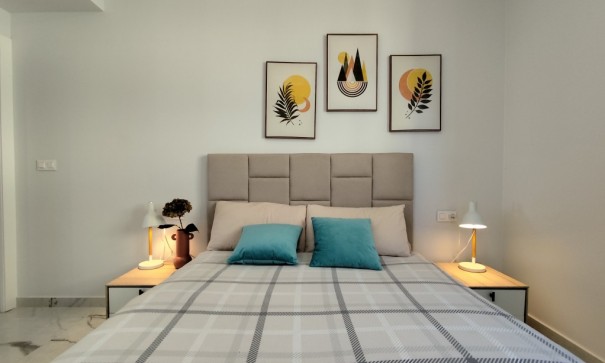 Återförsäljning - Lägenhet lägenhet -
Orihuela Costa