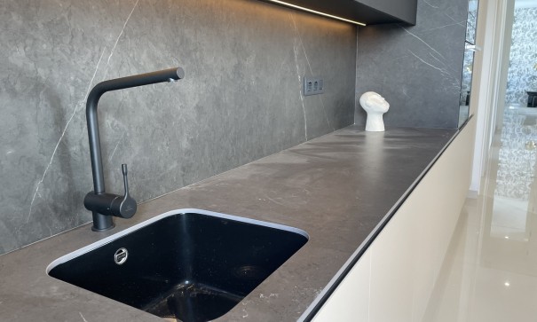 Resale - Freistehende Villa -
San Miguel de Salinas - San Miguel