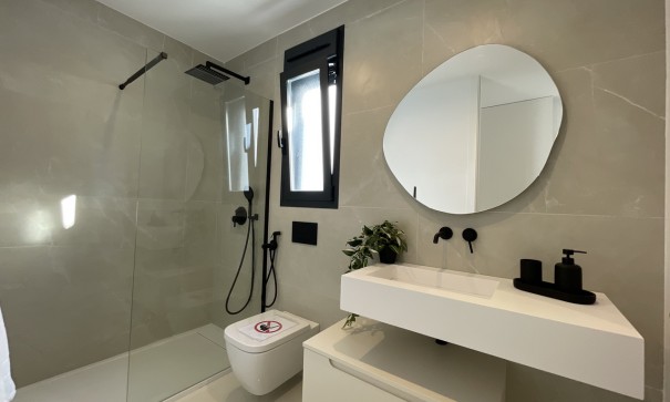 Resale - Freistehende Villa -
San Miguel de Salinas - San Miguel