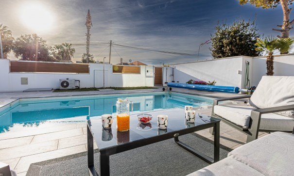 Sale - Finca Country Property -
Los Balcones - Los Altos del Edén - Los Balcones