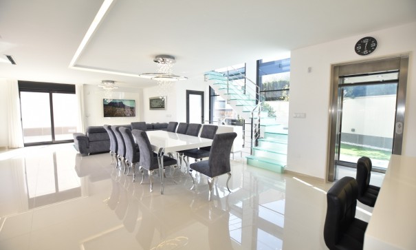 Sprzedaż - Willa wolnostojąca -
San Miguel de Salinas