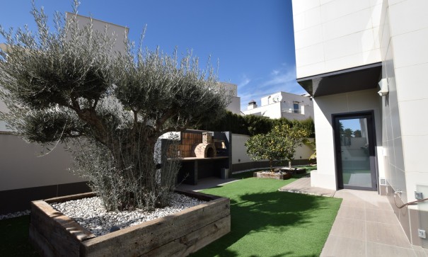 Sprzedaż - Willa wolnostojąca -
San Miguel de Salinas