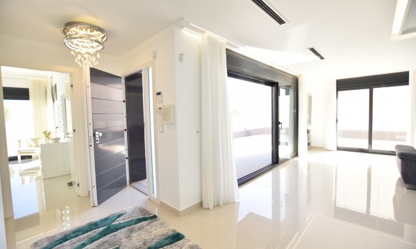 Sprzedaż - Willa wolnostojąca -
San Miguel de Salinas