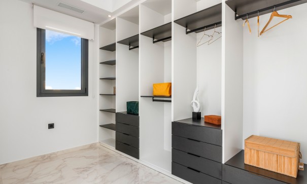 Revente - Villa Individuelle -
Benijofar