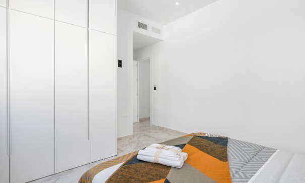 Resale - Freistehende Villa -
Benijofar