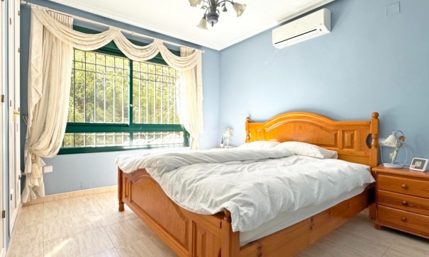 Venta - Apartamento piso -
Orihuela Costa - Lomas de Campoamor