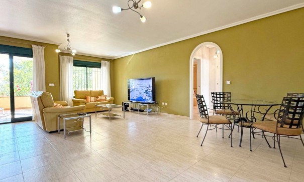 Venta - Apartamento piso -
Orihuela Costa - Lomas de Campoamor