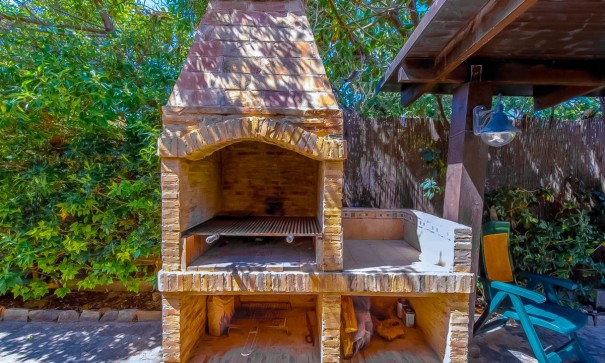 Sale - Finca Country Property -
Torrevieja