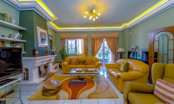 Sale - Finca Country Property -
Torrevieja