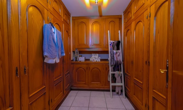 Sale - Finca Country Property -
Torrevieja