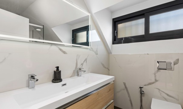 Sale - Detached Villa -
San Juan de Alicante - Frank Espinós