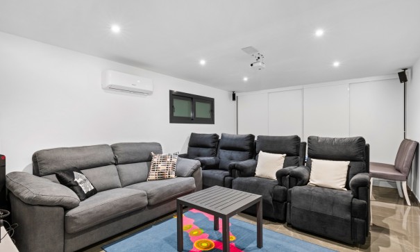 Sale - Detached Villa -
San Juan de Alicante - Frank Espinós