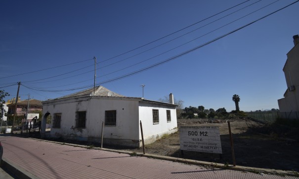 Resale - Finca Landgut -
Daya Nueva