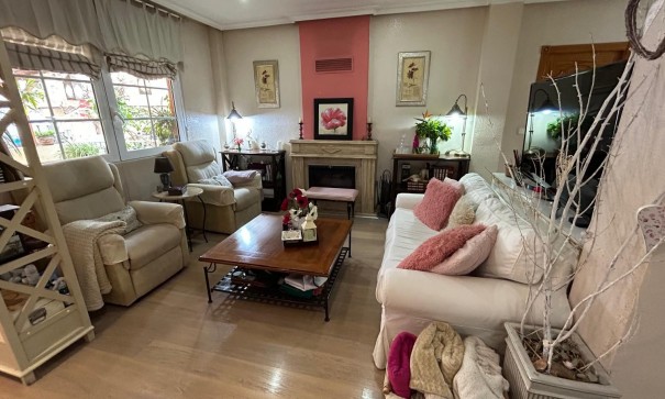 Revente - Villa Individuelle -
Los Montesinos