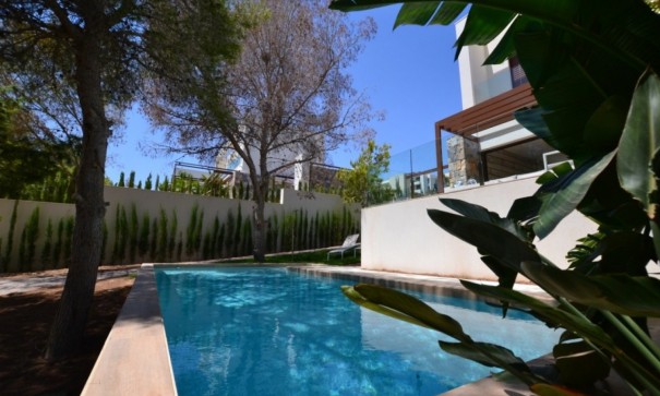 Venta - Villa adosada -
Orihuela Costa - Las Colinas Golf