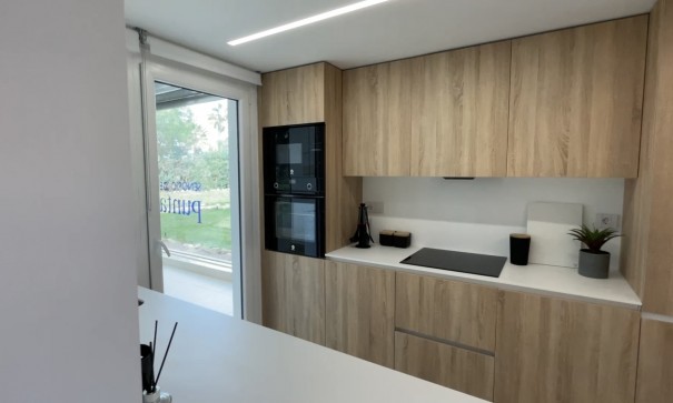 Herverkoop - Apartement Flat -
Punta Prima