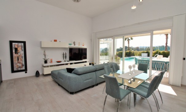 Sale - Detached Villa -
Algorfa - La Finca Golf Resort