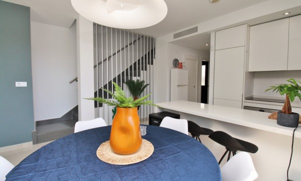 Resale - Freistehende Villa -
Villamartín