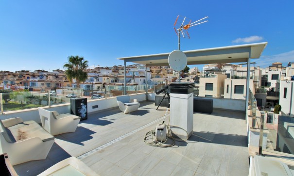 Resale - Freistehende Villa -
Villamartín