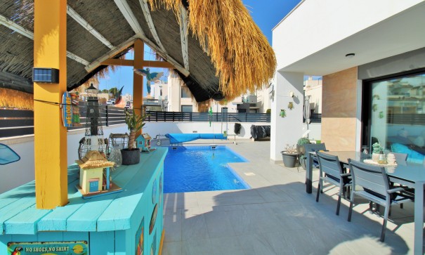 Resale - Freistehende Villa -
Villamartín